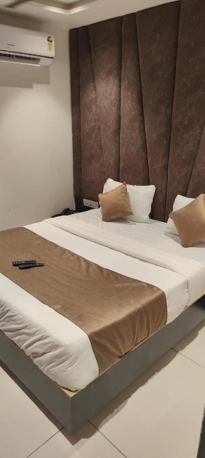 Prime View Hotel Ahmedabad Luaran gambar