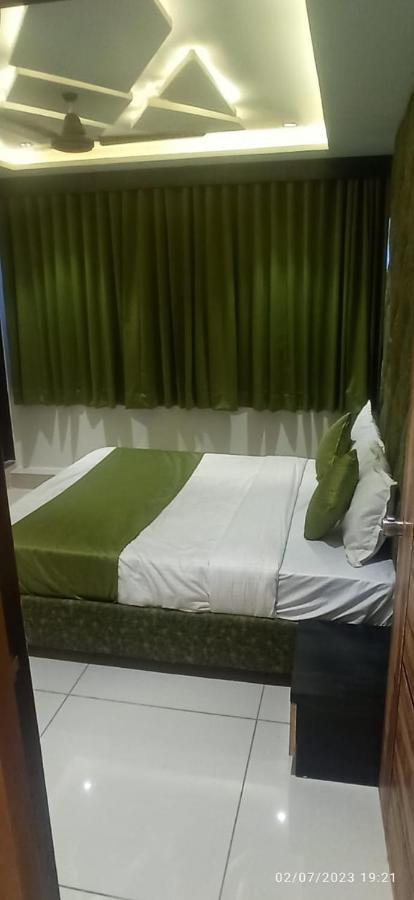 Prime View Hotel Ahmedabad Luaran gambar